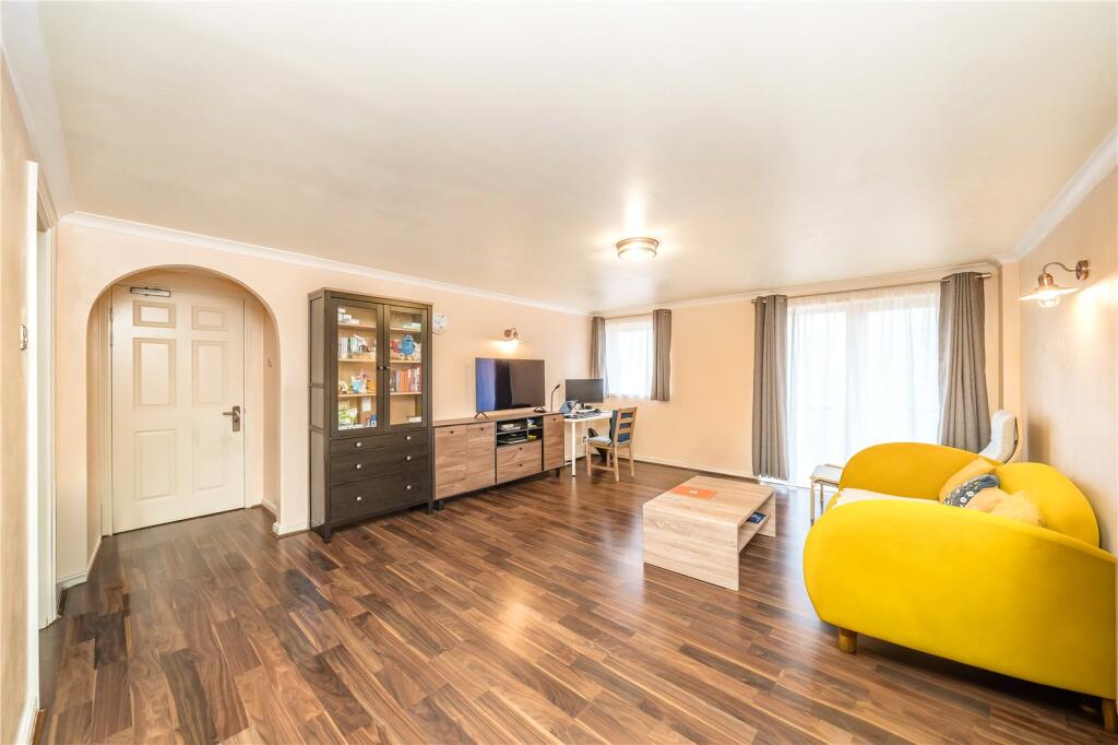 Main image of property: Meridian Place, London, E14