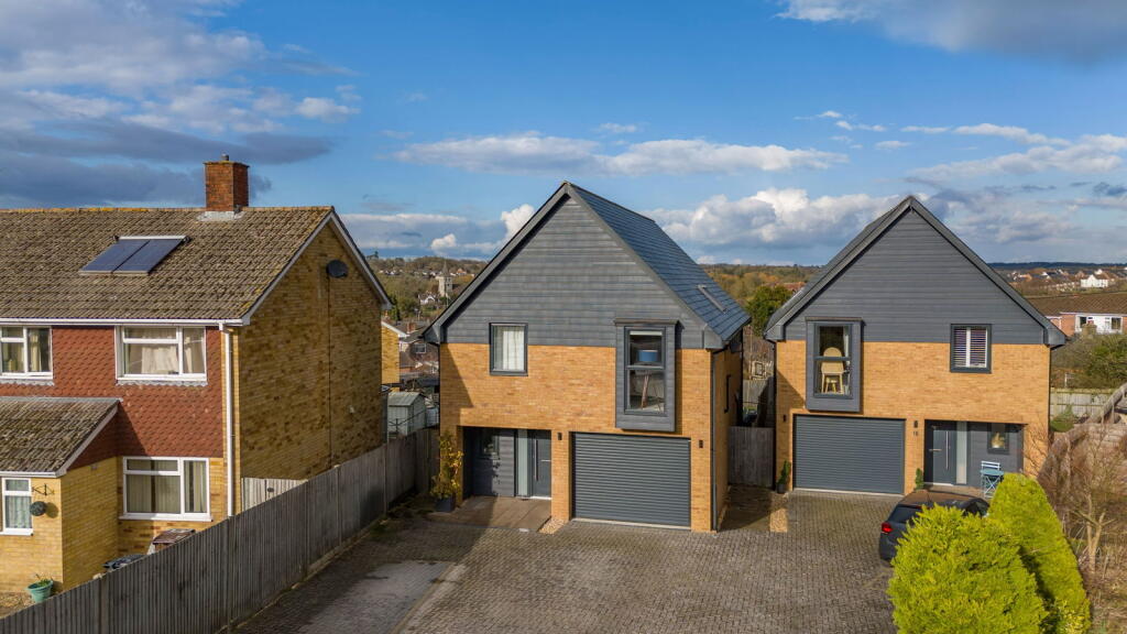 Main image of property: Lion Close, Overton, Basingstoke, RG25 3HL