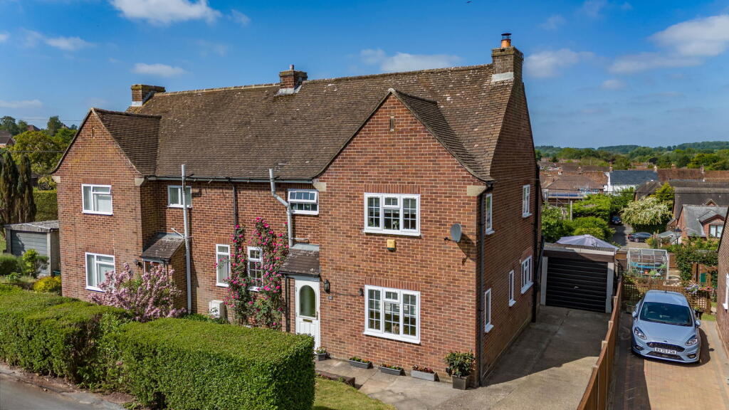Main image of property: The Green, Overton, Basingstoke, RG25 3NH