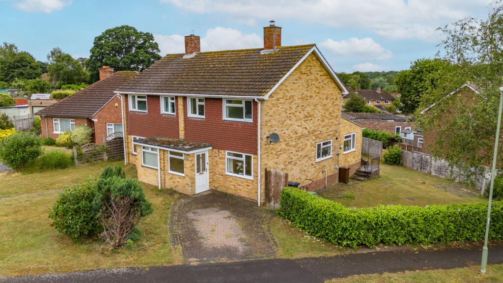 Main image of property: Woodlands, Overton, Basingstoke, RG25 3HW