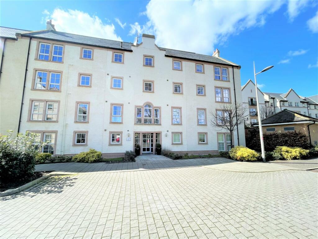 Main image of property: 4, The Walled Gardens, St. Andrews