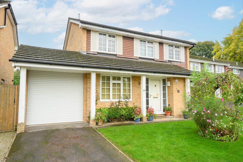4 bedroom detached house for sale in Pine Dean, Bookham, KT23