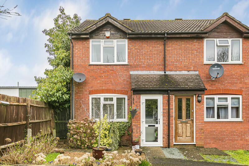 2 bedroom terraced house for sale in Bracken Close, Bookham, KT23