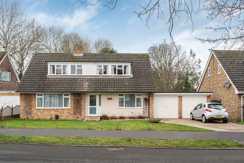 Main image of property: Murrells Walk, Bookham