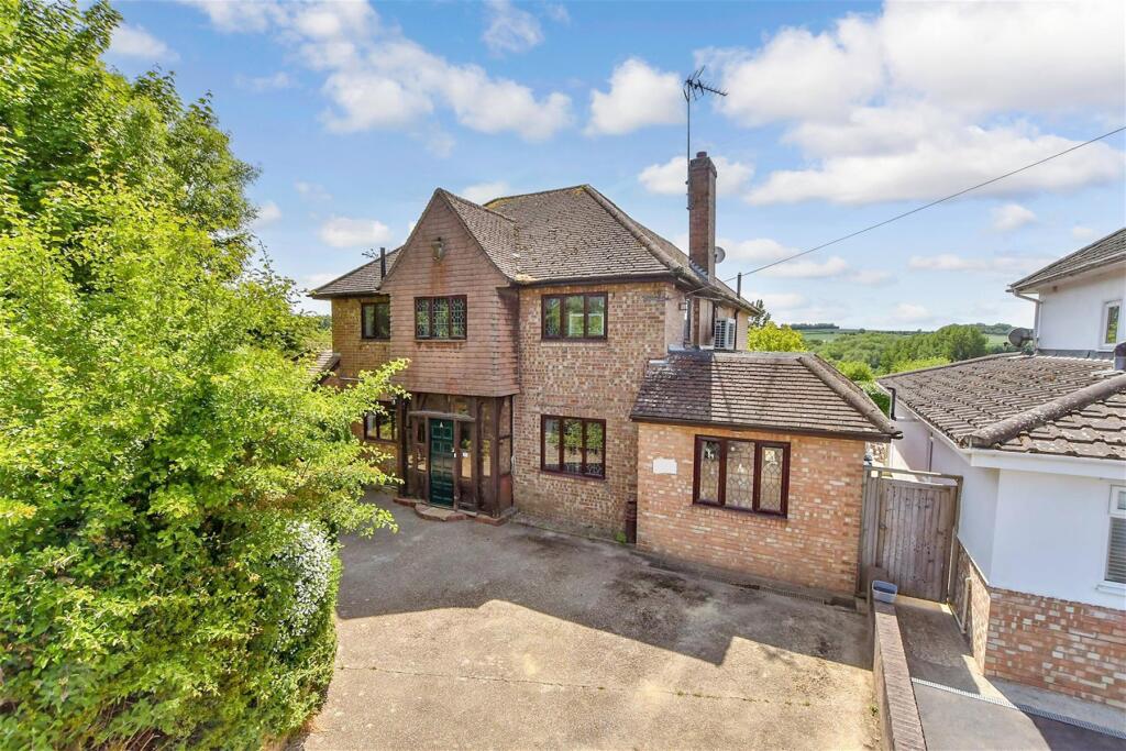 Main image of property: Tonbridge Road, Wateringbury, Kent