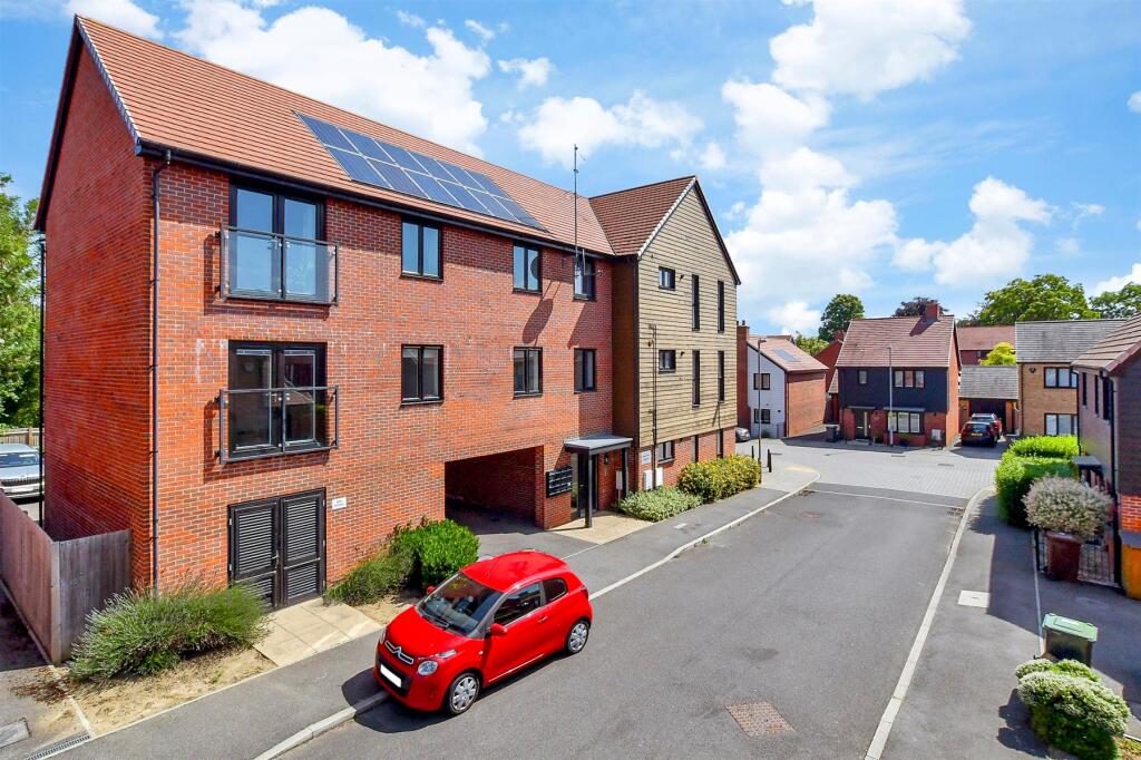 Main image of property: Rowan Street, Leybourne, West Malling, Kent
