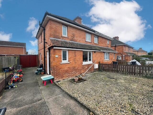 Main image of property: Lyngford Square, Taunton