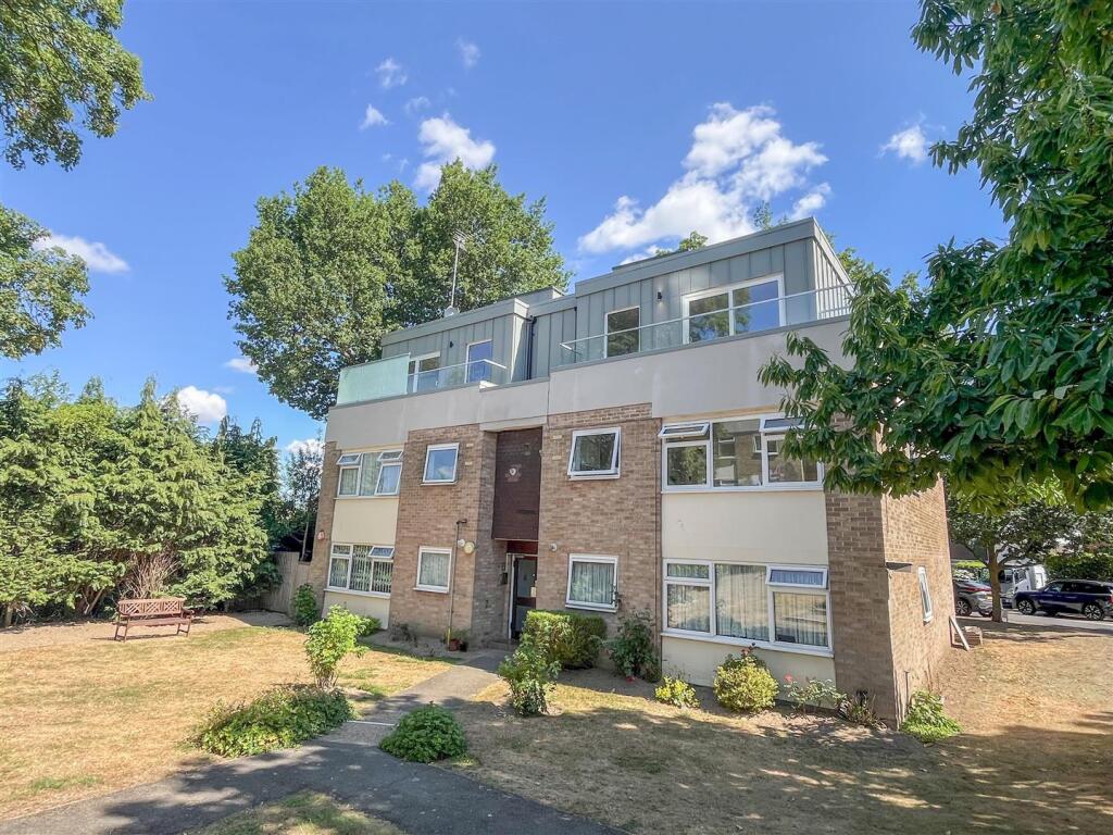 Main image of property: The Rutts, Bushey Heath, Bushey