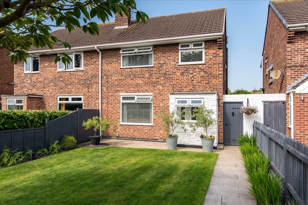 Main image of property: Ruddington Lane, Wilford, Nottingham