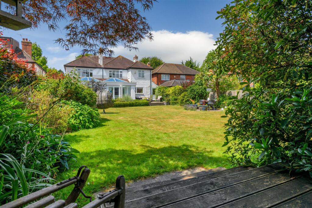 Main image of property: Loughborough Road, Ruddington, Nottingham