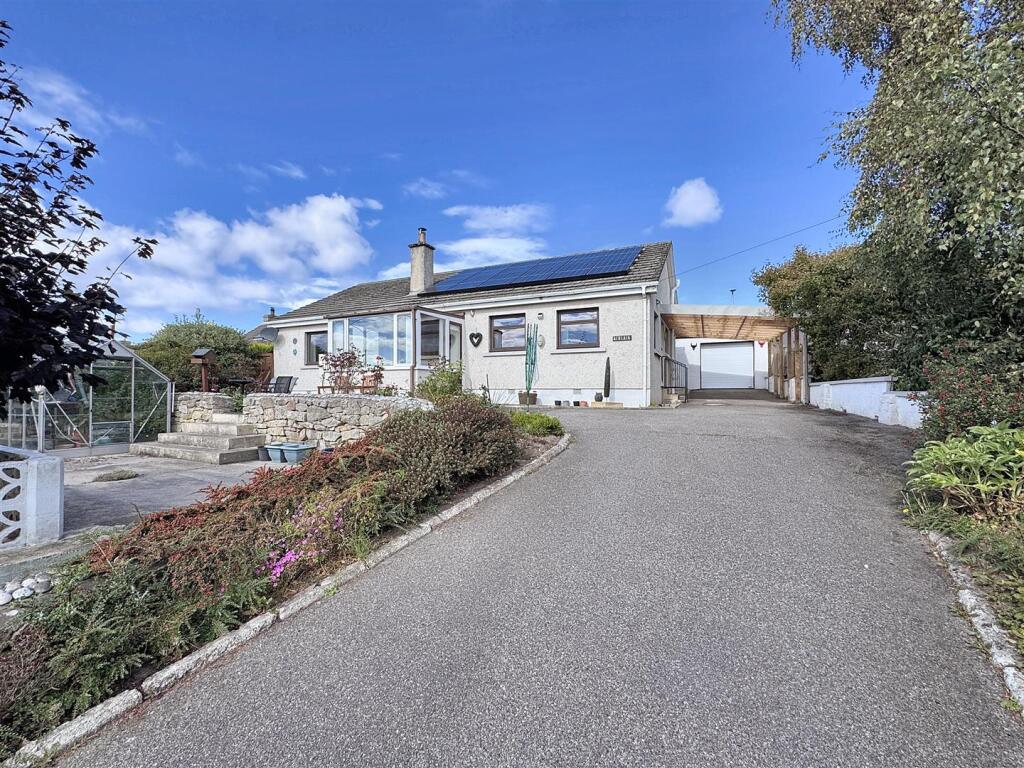Main image of property: Achlain, 13 Dunbar Lane, Duffus