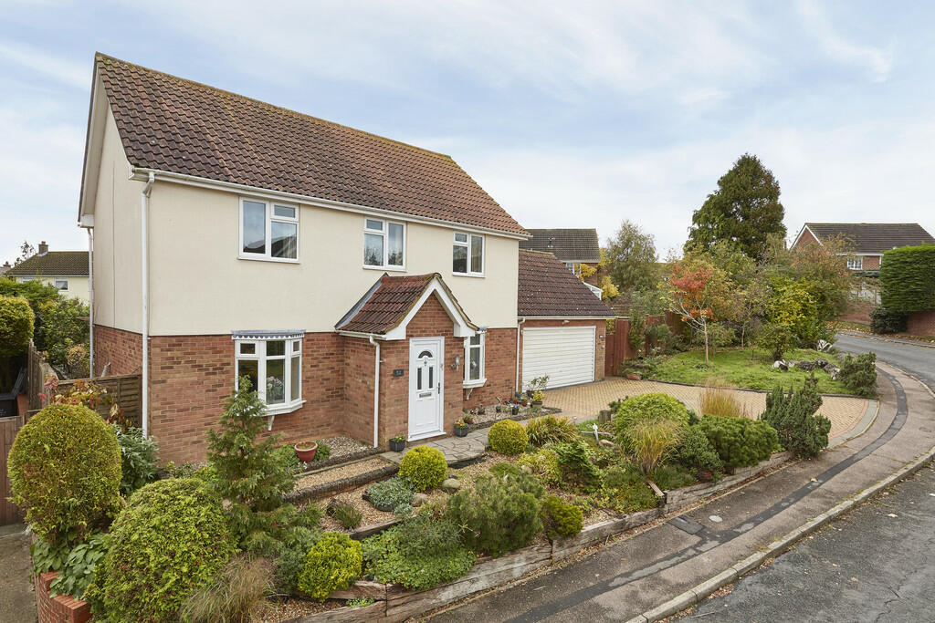 4 bedroom detached house for sale in Clare, Sudbury, Suffolk , CO10