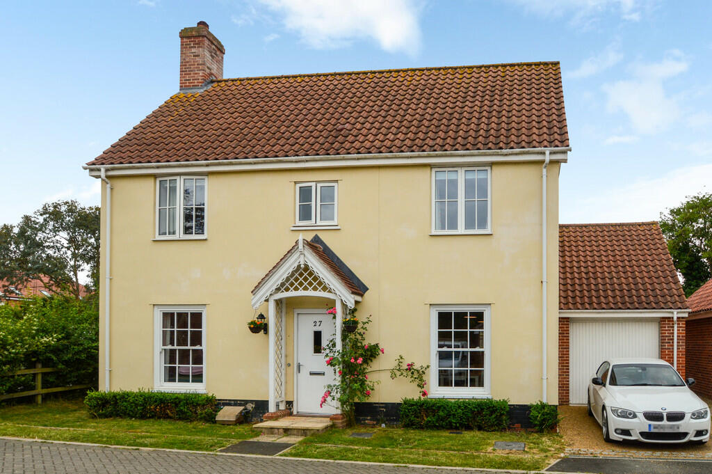 3 bedroom detached house for sale in Foundry Close, Glemsford , CO10