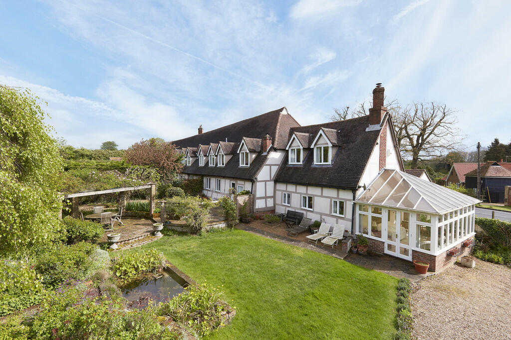 4 bedroom barn conversion for sale in Stoke By Clare, Suffolk, CO10