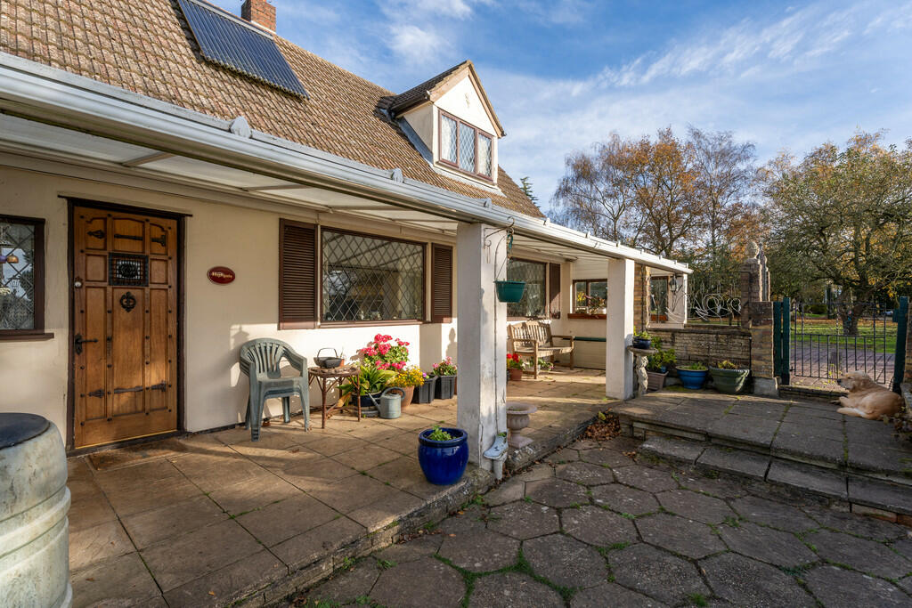 Additional property image - Steeple Bumpstead, Haverhill, Suffolk