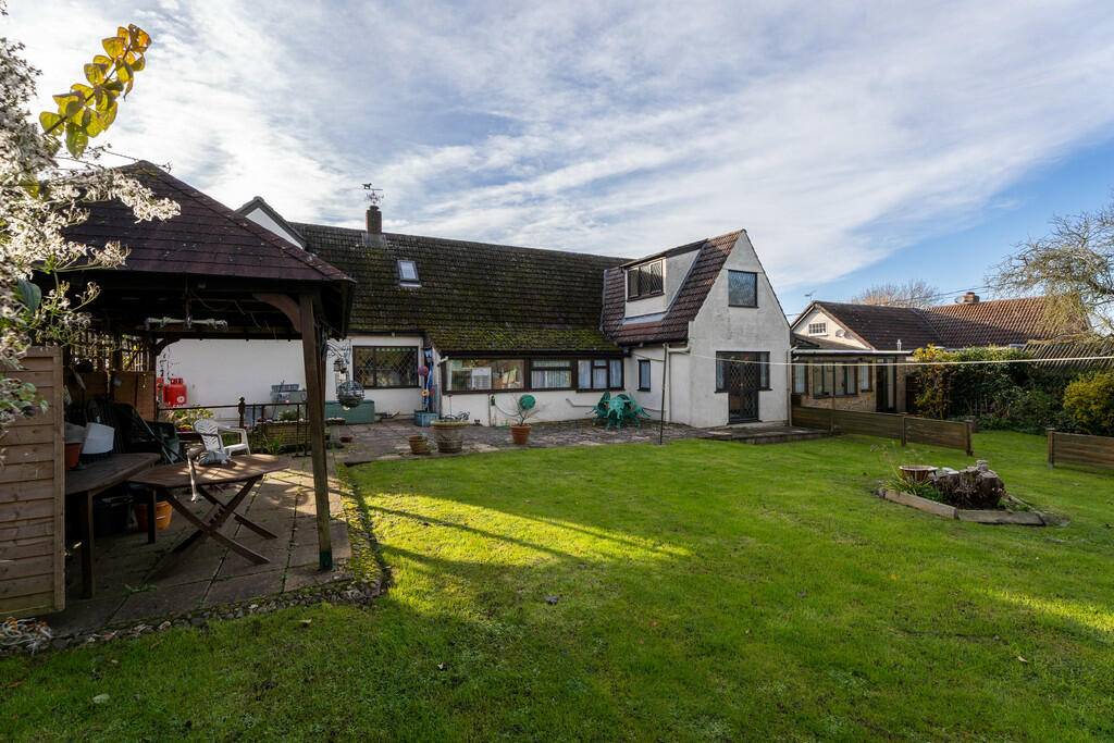 Additional property image - Steeple Bumpstead, Haverhill, Suffolk