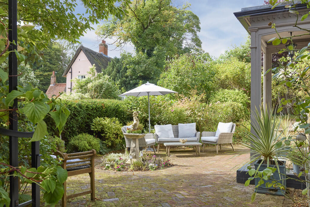 Additional property image - Bury Road, Thurlow, Suffolk