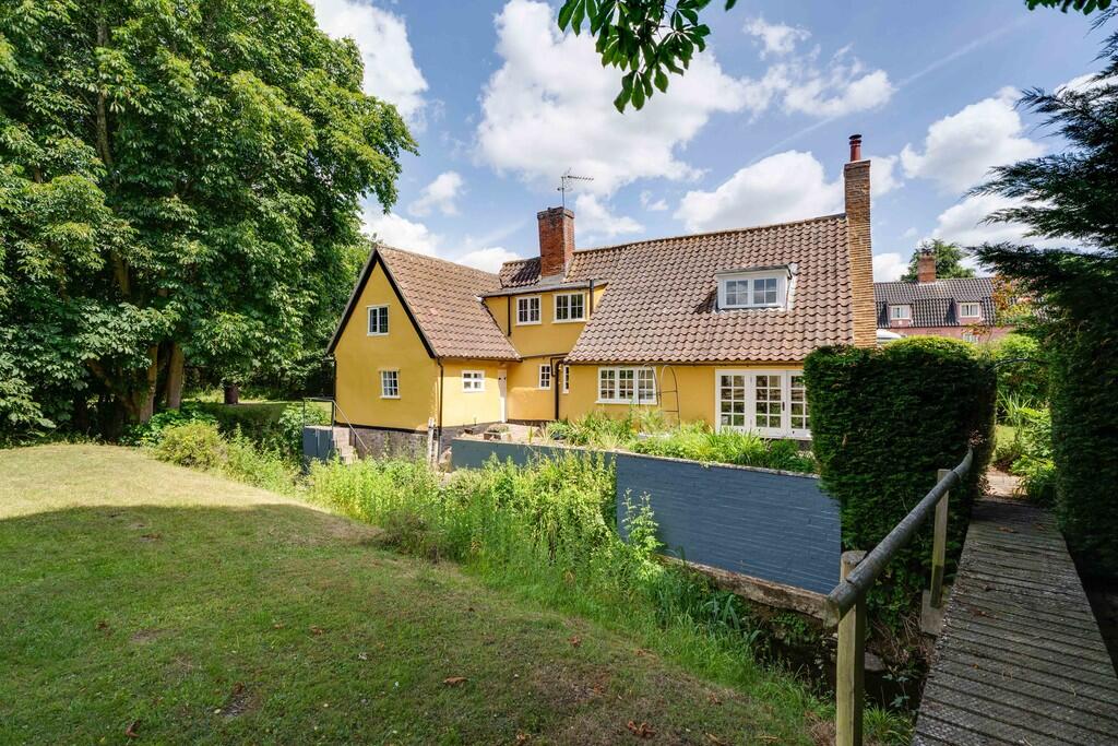 Main image of property: Lower Green, Denston, Suffolk