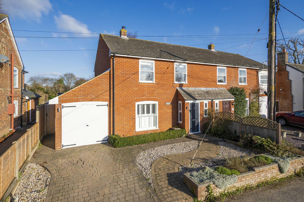 3 bedroom semidetached house for sale in Little Waldingfield, Sudbury, Suffolk, CO10