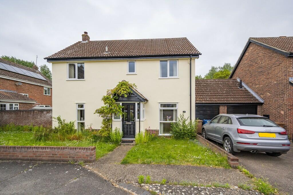 4 bedroom link detached house for sale in Long Melford, Sudbury