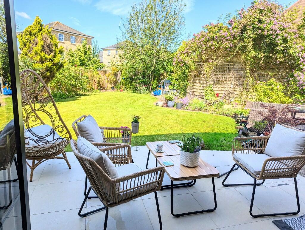 Additional property image - Brookfield Way, Lower Cambourne CB23 5EB