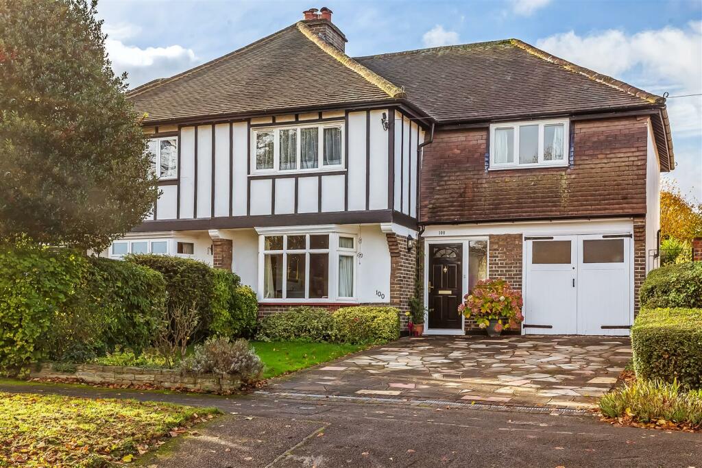 4 bedroom house for sale in Upland Road, South Sutton, SM2