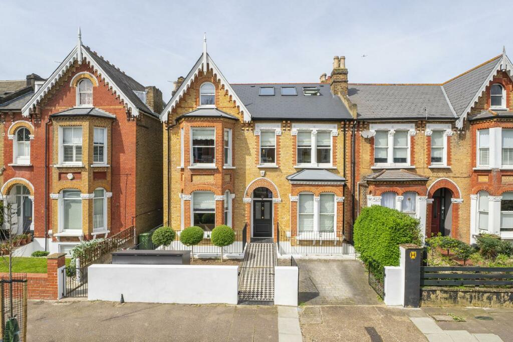 6 bedroom semidetached house for sale in Marmora Road, East Dulwich, SE22
