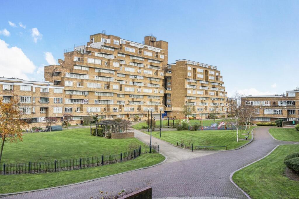 Main image of property: Overhill Road, East Dulwich, London, SE22