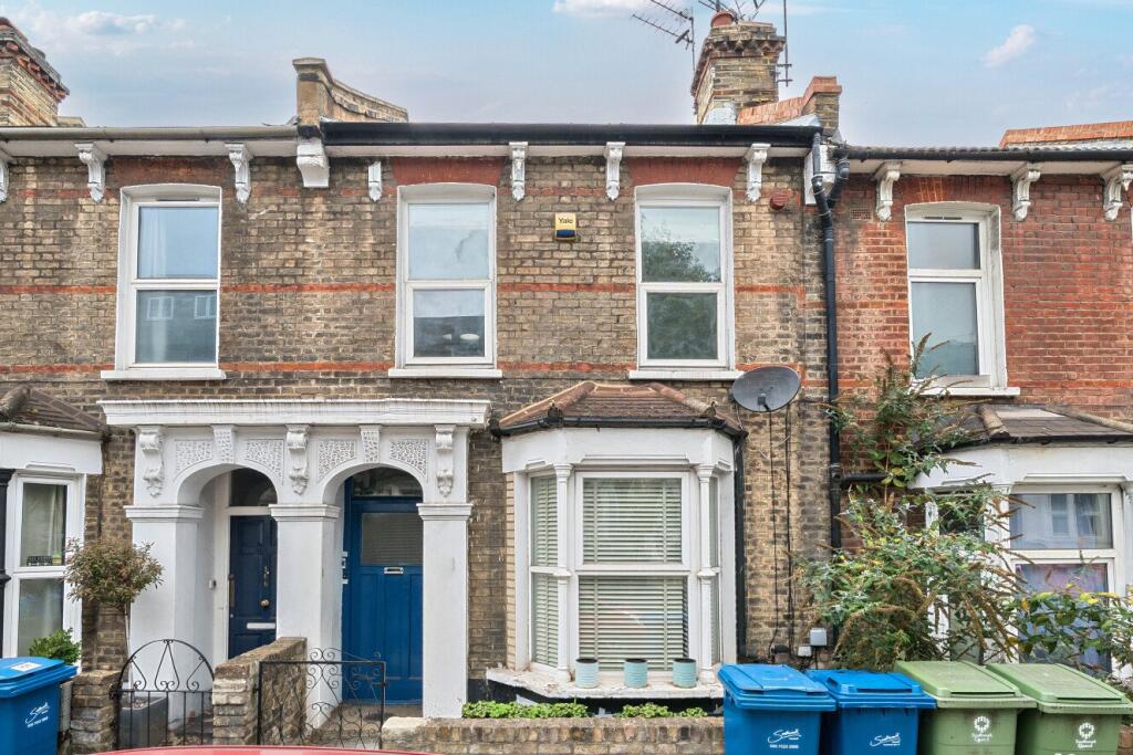 Main image of property: Lordship Lane, London, SE22
