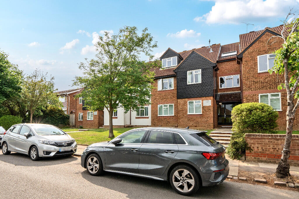 Main image of property: Prospect Road, Barnet, North London, EN5