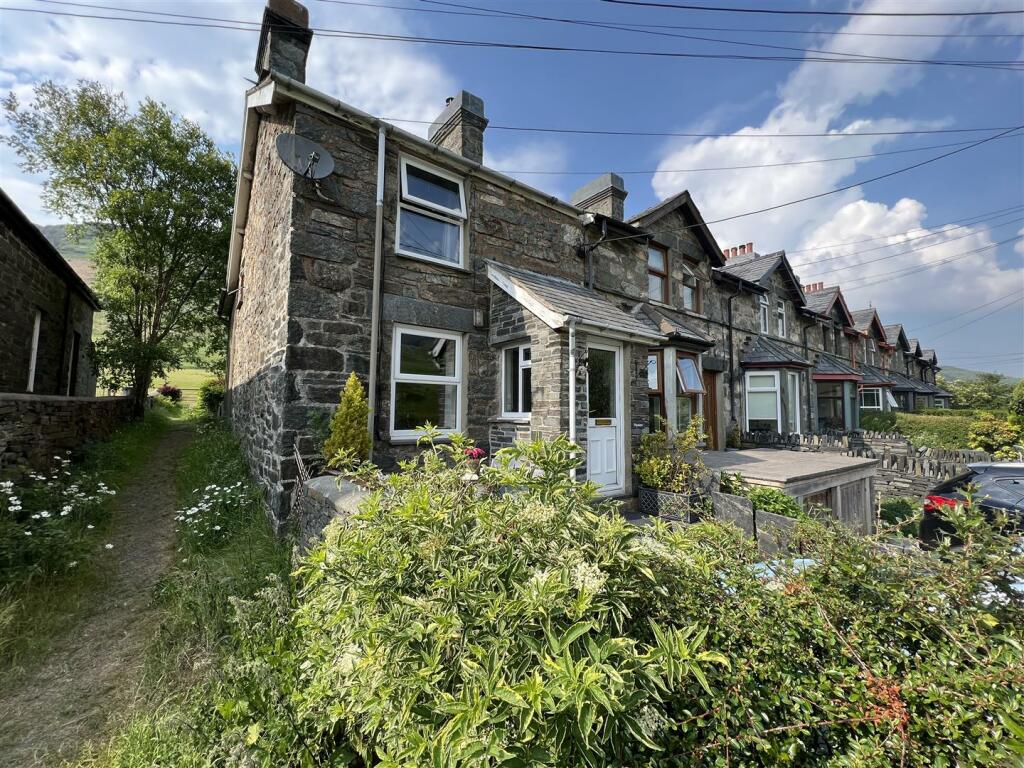 3 bedroom house for sale in Dyfnant Terrace, Cwm Penmachno, LL24