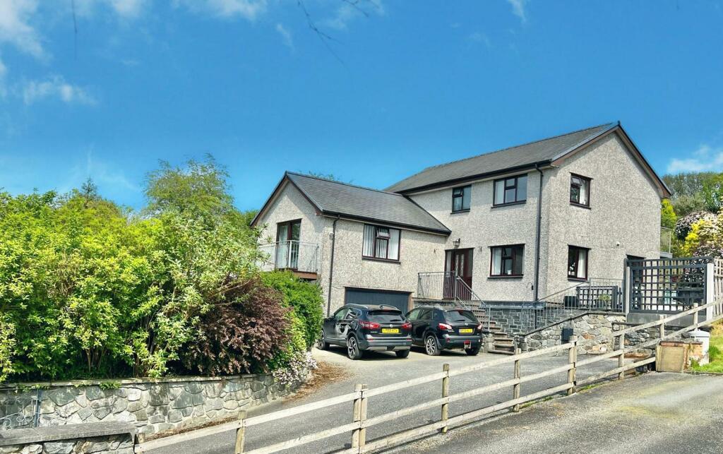 Main image of property: Ffordd Trwyn Swch, Llanddoged, Llanrwst