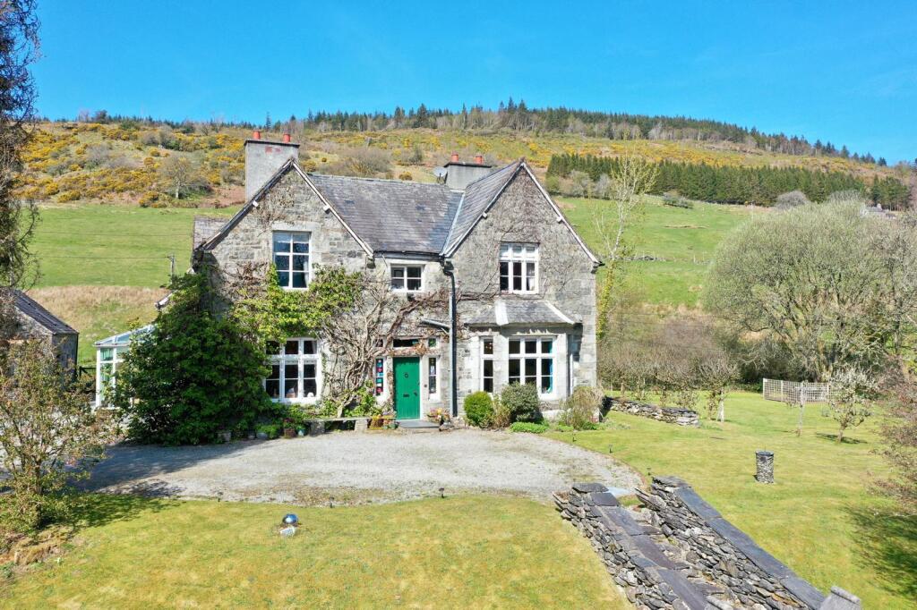 Main image of property: Penmachno
