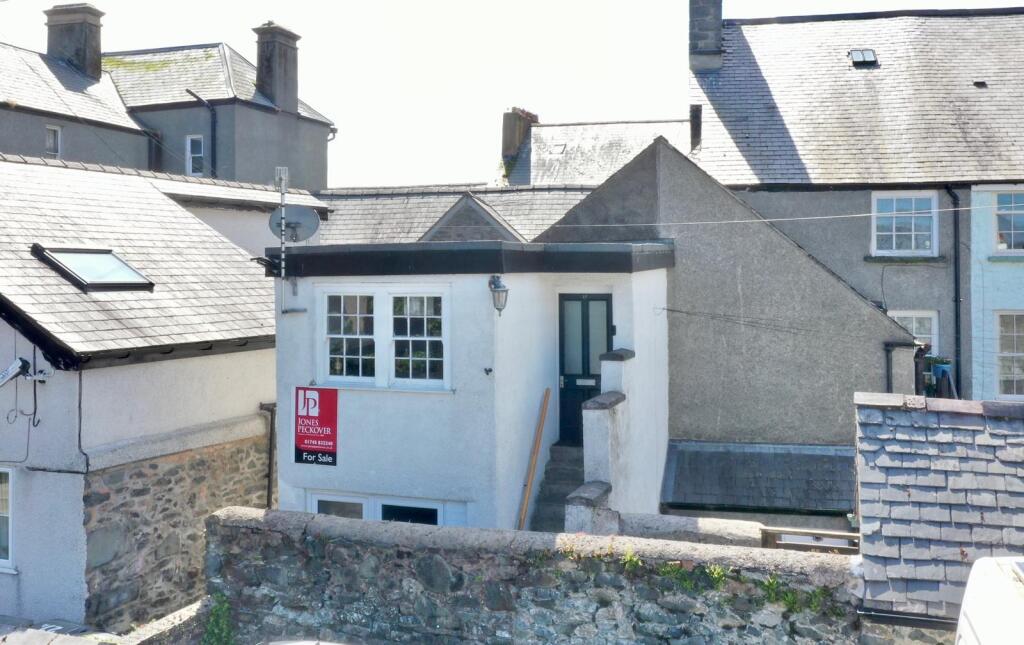 Main image of property: Denbigh Street, Llanrwst