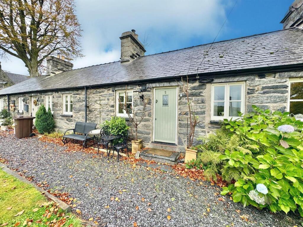 Main image of property: Bryn Ysgol, Ysbyty Ifan, Betws-Y-Coed