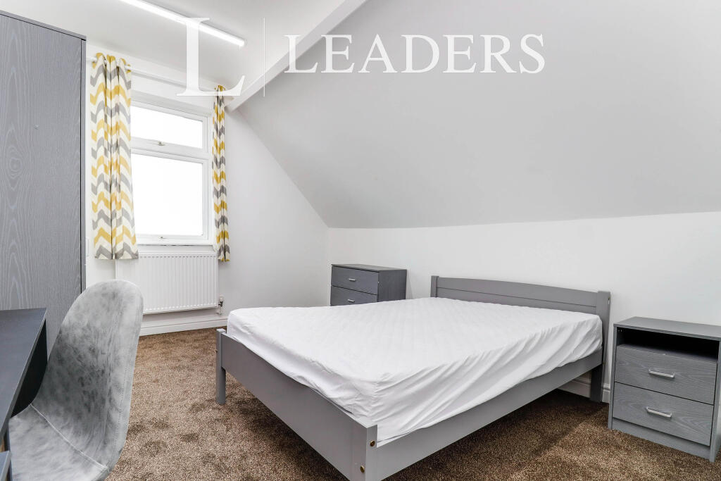 Main image of property: Clarence Street, Loughborough, Leicestershire, LE11