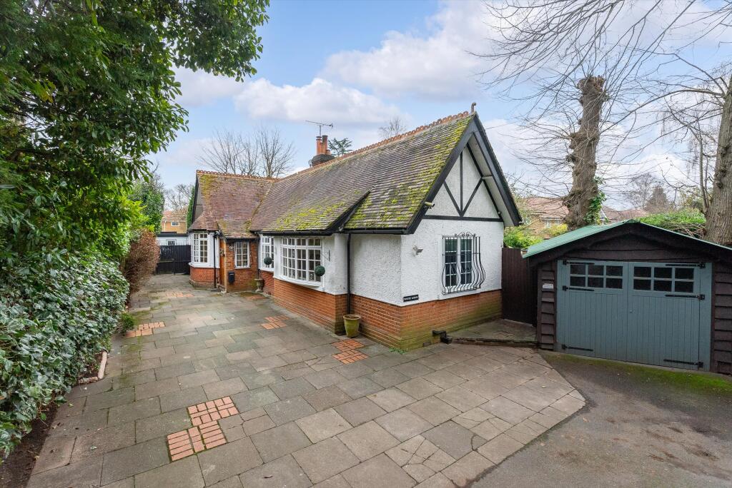 Main image of property: Portsmouth Road, Cobham, Surrey, KT11