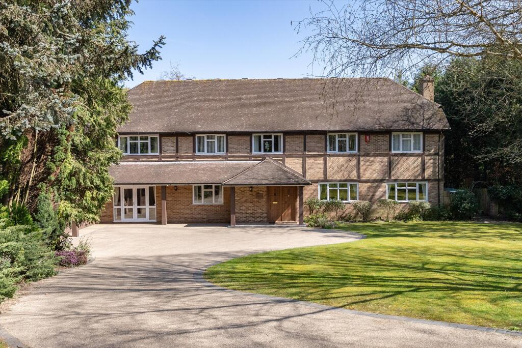 Main image of property: Woodside Road, Cobham, Surrey, KT11
