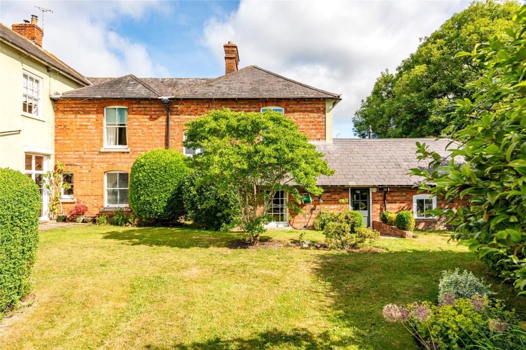 Main image of property: Middle Claydon, Buckingham, Buckinghamshire, MK18