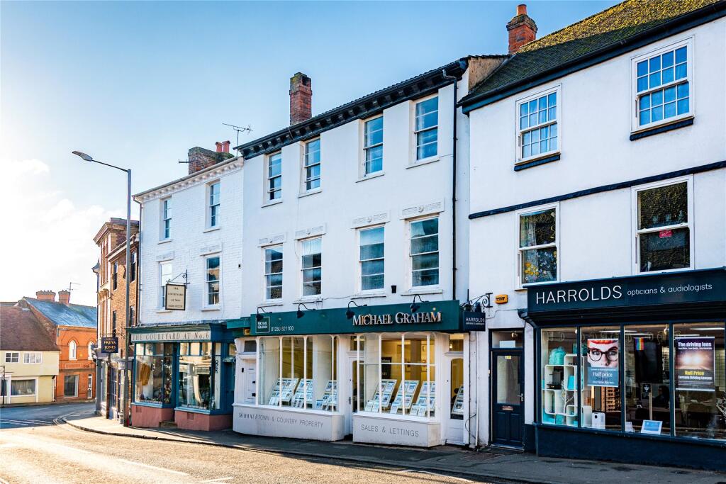 Main image of property: Bridge Street, Buckingham, Buckinghamshire, MK18