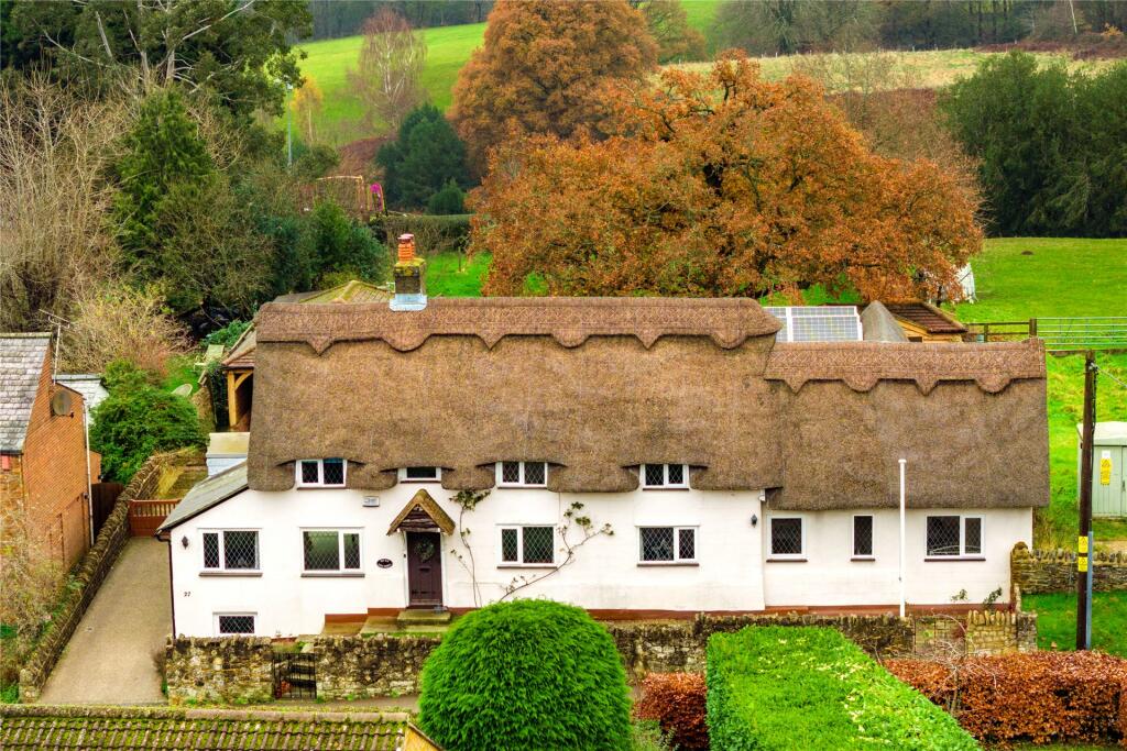 Main image of property: Rotten Row, Great Brickhill, Milton Keynes, Buckinghamshire, MK17