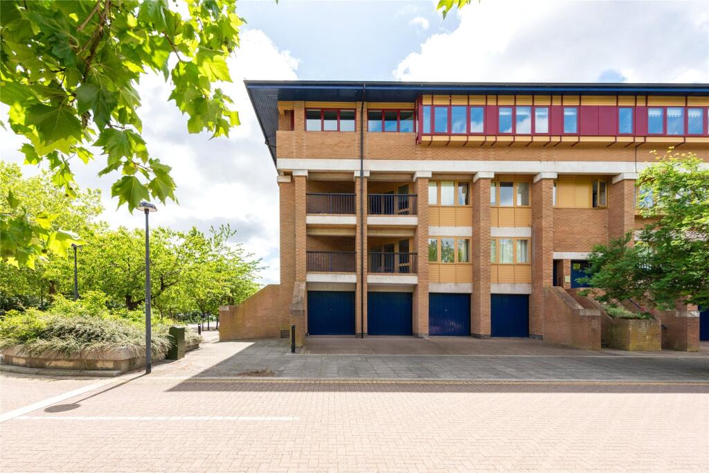 Main image of property: North Row, Central Milton Keynes, Buckinghamshire, MK9