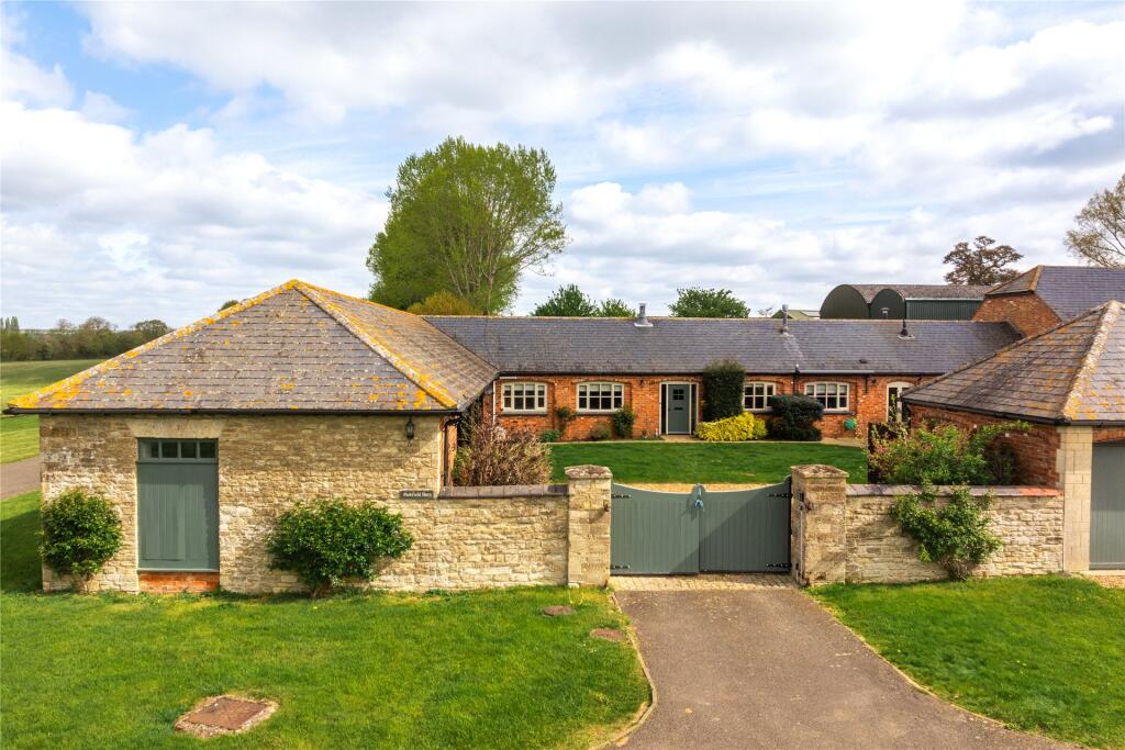 Main image of property: Park Farm, Tyringham, Newport Pagnell, Buckinghamshire, MK16