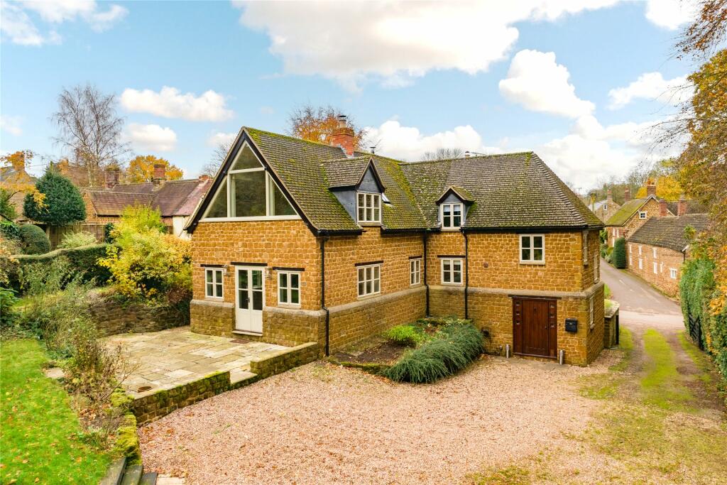Main image of property: High Street, Preston Capes, Daventry, Northamptonshire, NN11