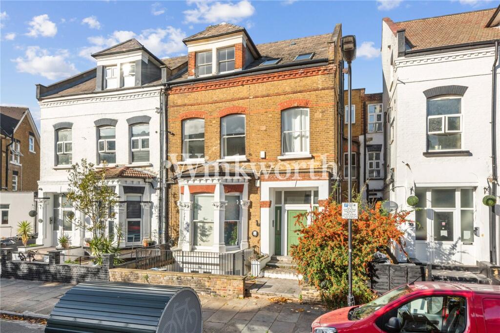 Main image of property: Gloucester Drive, London, N4