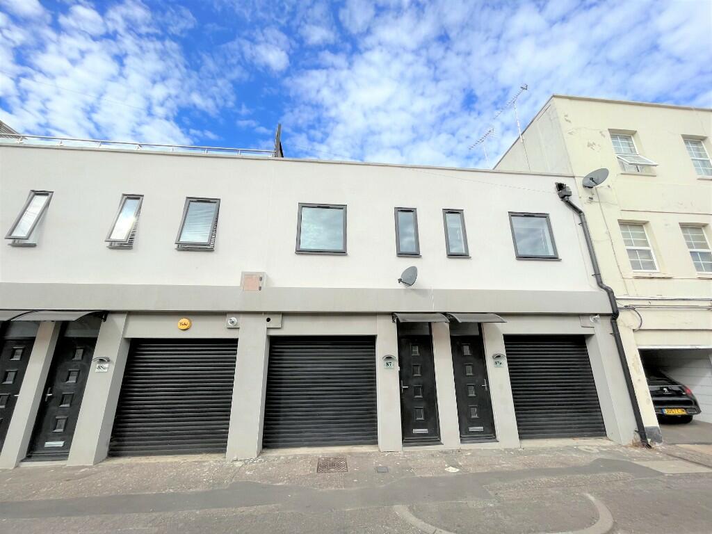 Main image of property: Park Street, Southend-On-Sea, Essex, SS0 *CURRENTLY TENANTED*