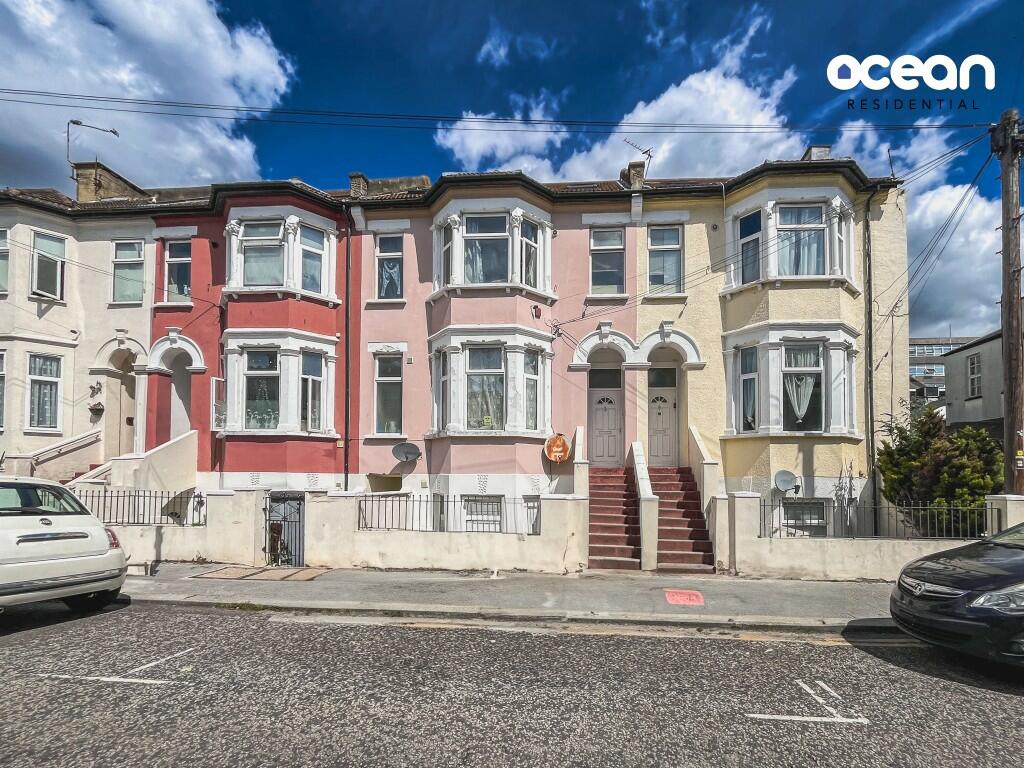 Main image of property: Weston Road, Southend-On-Sea, Essex, SS1