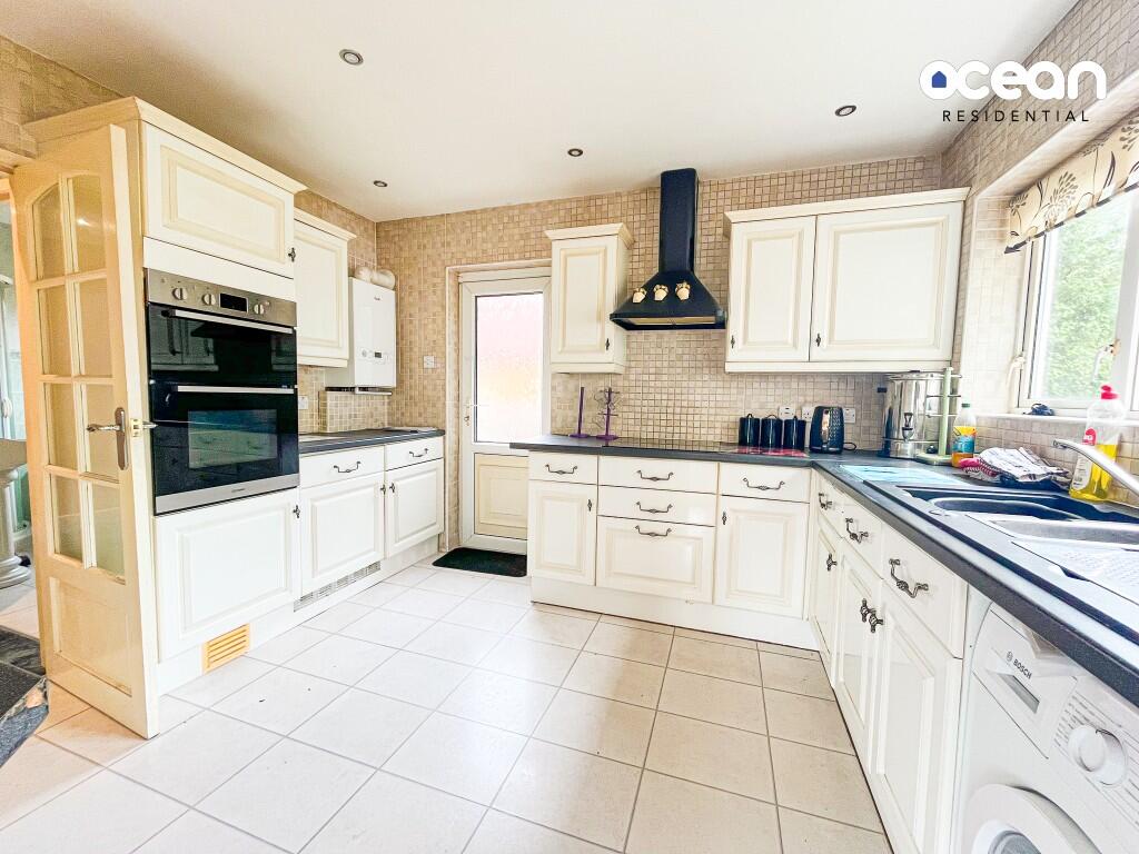 Main image of property: Maplin Way, NO CHAIN