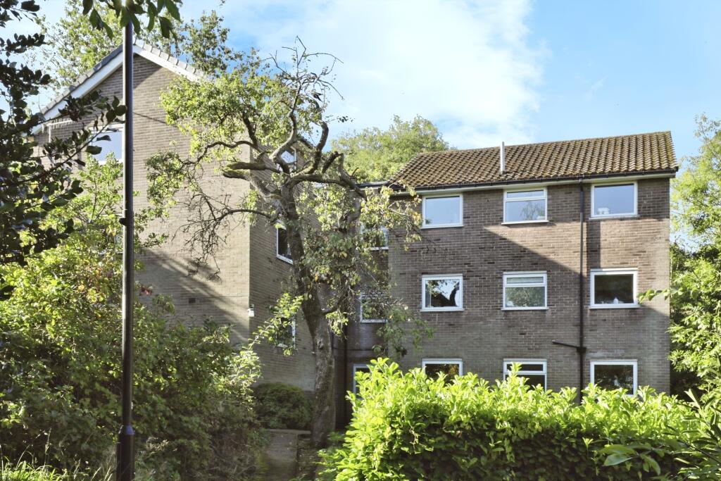 Main image of property: Dobbin Hill, Sheffield, South Yorkshire, S11