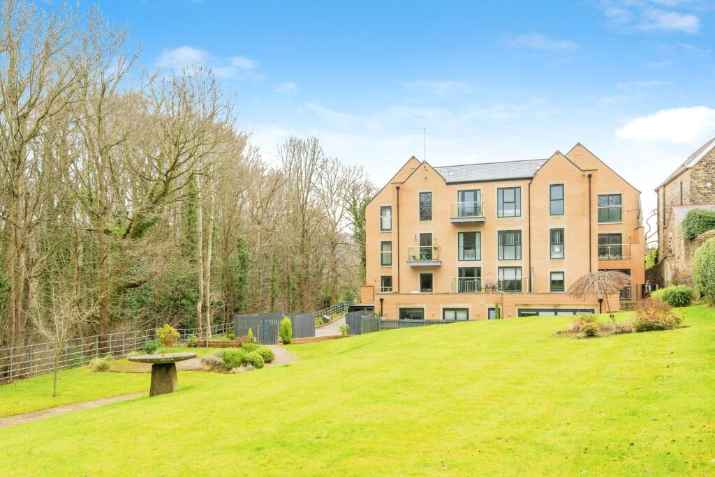 Main image of property: Ryecroft Glen Road, Sheffield, South Yorkshire, S17